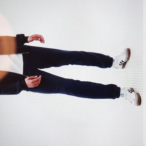 MENS JOGGERS NWT GAP  LARGE   31 inch inseam